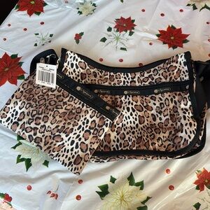 NWT LE Sportsac crossbody with small pouch